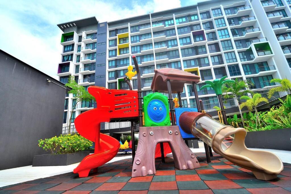 Lovely Jazz 1 3Bedrooms With 2 Card Lv9 Kuching Extérieur photo